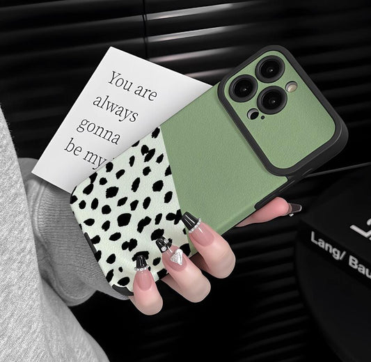 sheepskin-green-lepoard-patchwork-painting-iphone-case-trendy_1