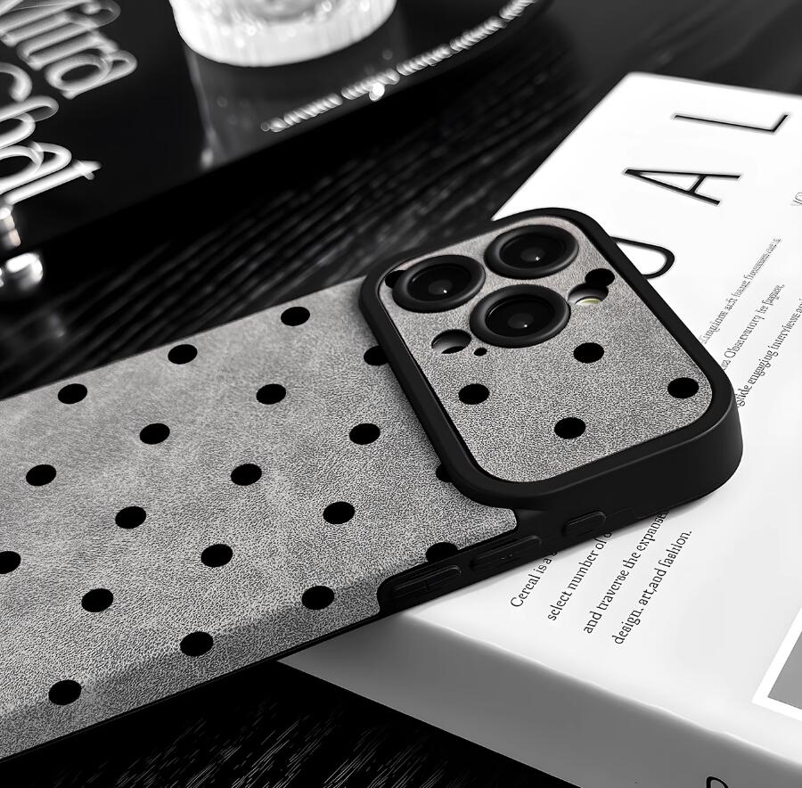 sheepskin-polka-gray-painting-iphone-case-creative_8