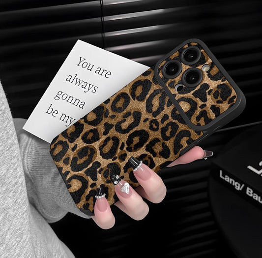 sheepskin-sexiness-freedom-leopard-pattern-iphone-case-trendy_1