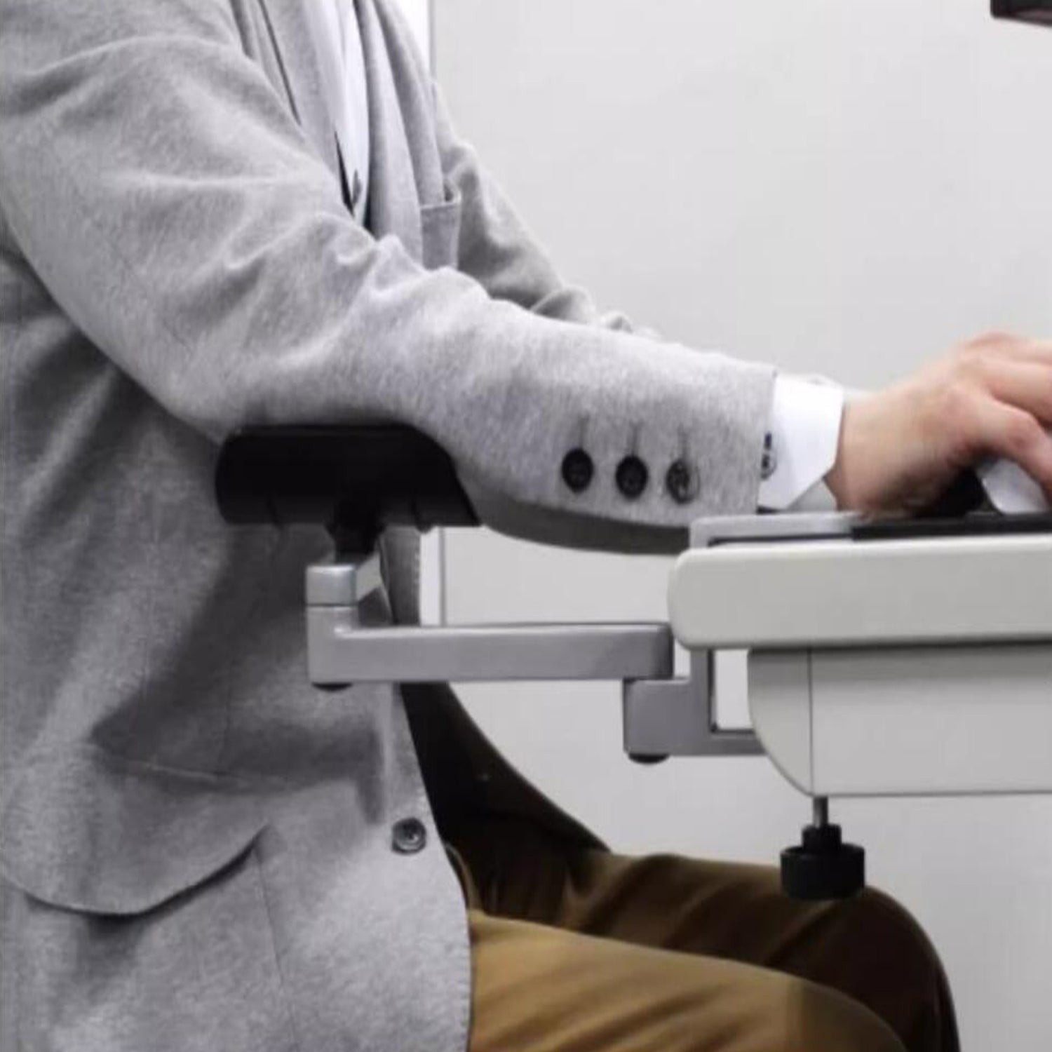 aluminum-lifting-desk-elbow-pad-ergomomic-arm-rest_12