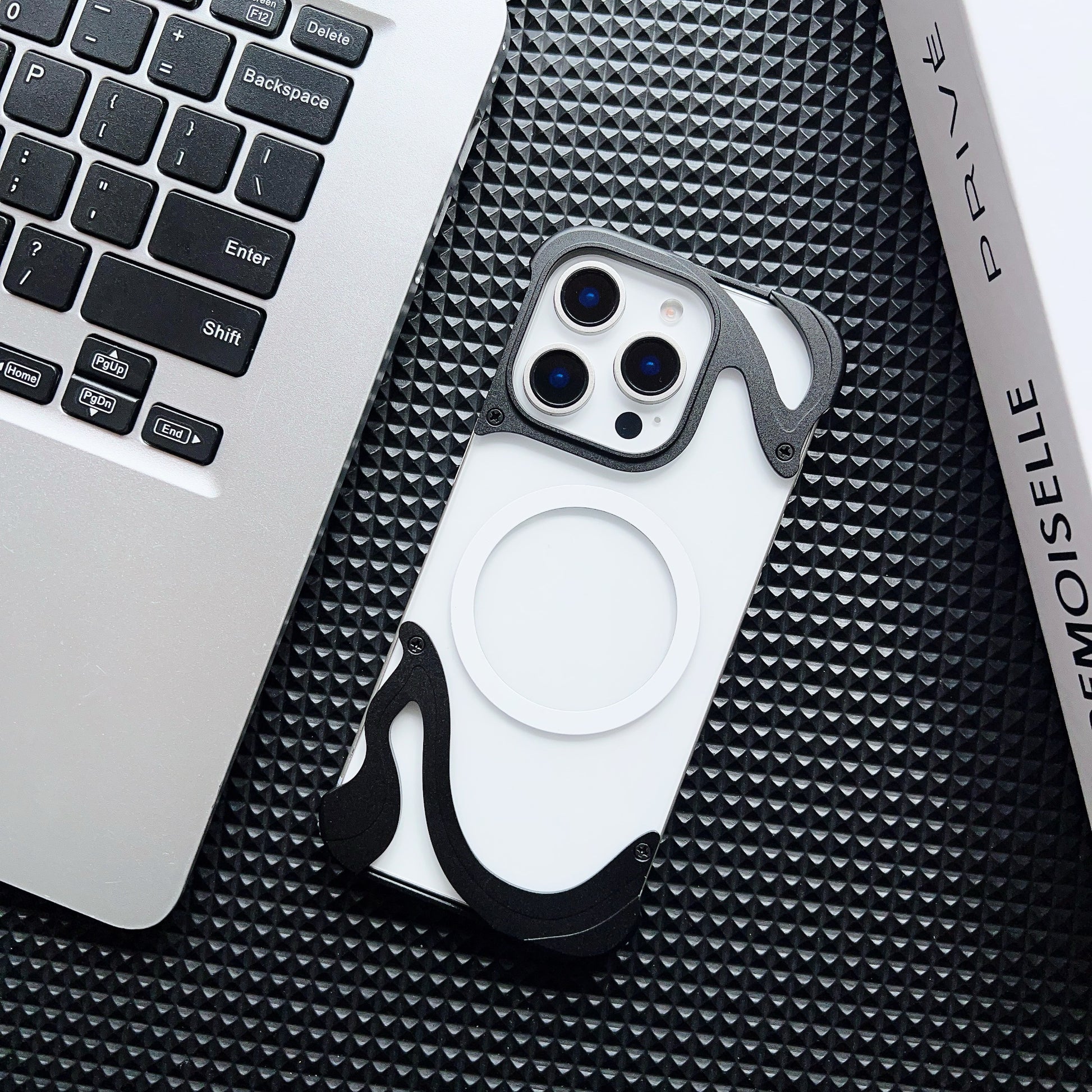 dolphin-aluminum-crystal-magsafe-iphone-samsung-phone-cases_1