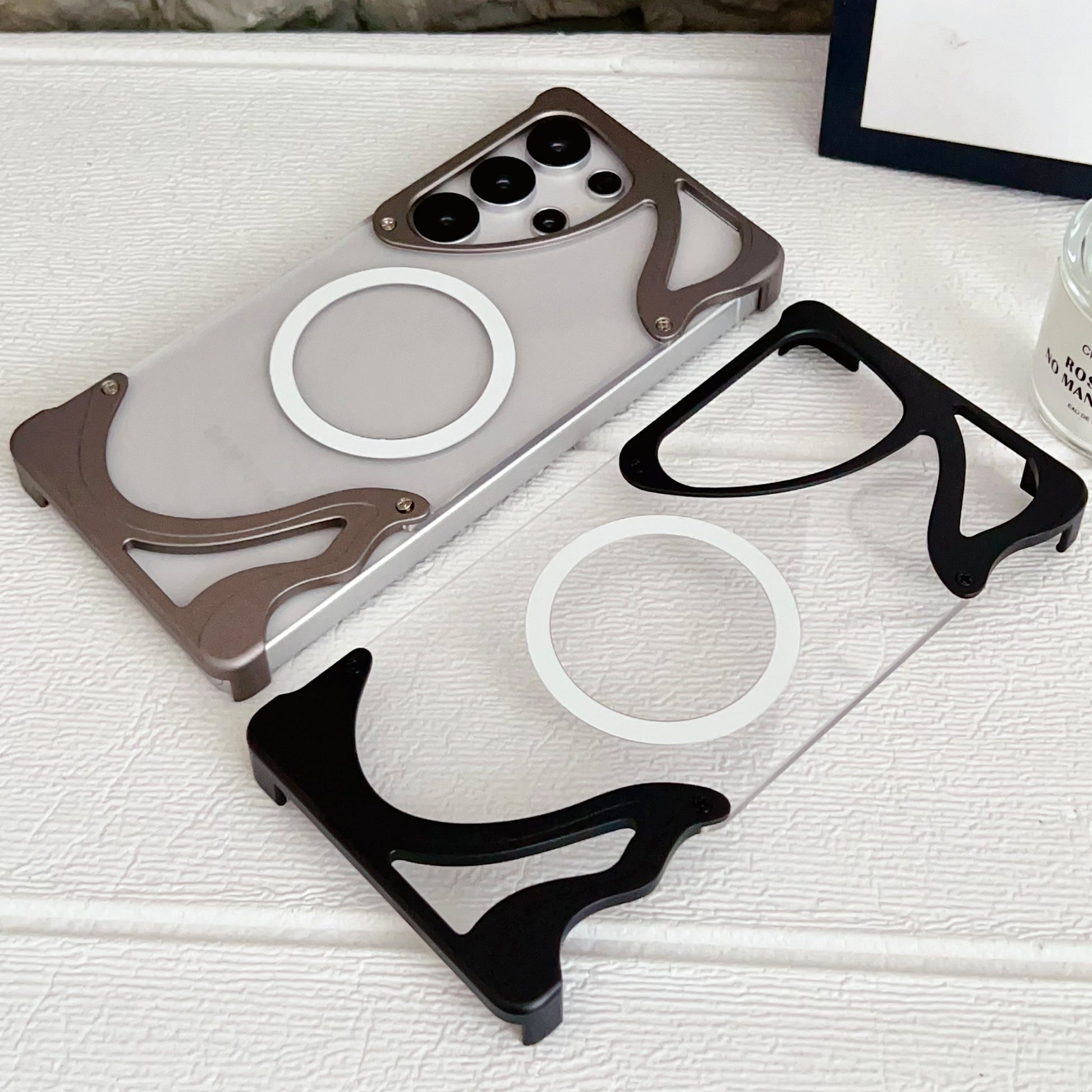 dolphin-aluminum-crystal-magsafe-iphone-samsung-phone-cases_17