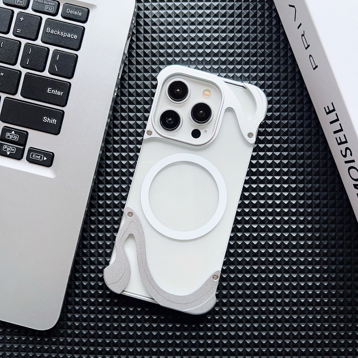 dolphin-aluminum-crystal-magsafe-iphone-samsung-phone-cases_3