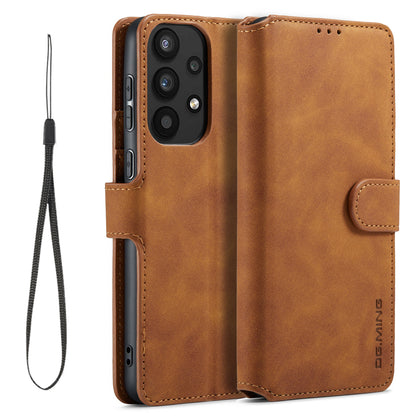 Retro Leather Edge Galaxy A33 Case with Hand Strap