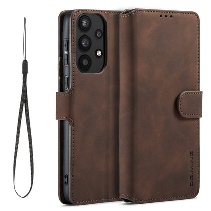 Retro Leather Edge Galaxy A33 Case with Hand Strap