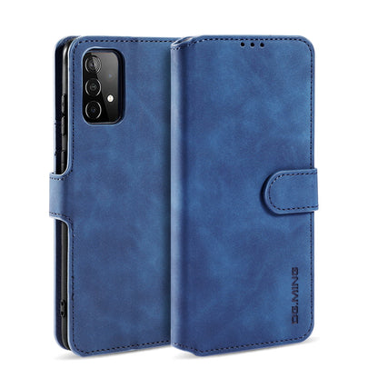 Retro Leather Edge Galaxy A52s Case with Hand Strap