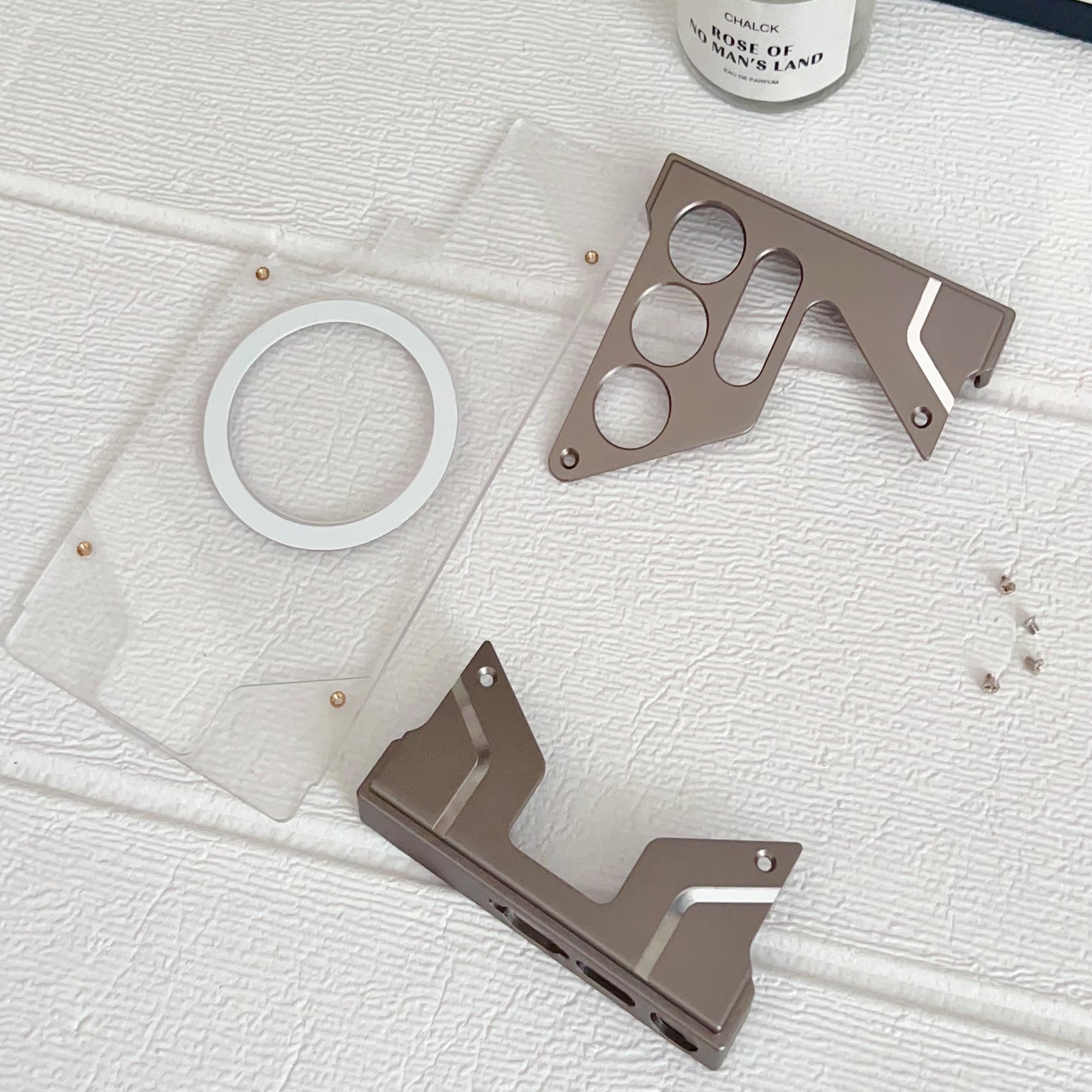 heavy-duty-protection-magsafe-aluminum-iphone-samsung-phone-cases_7