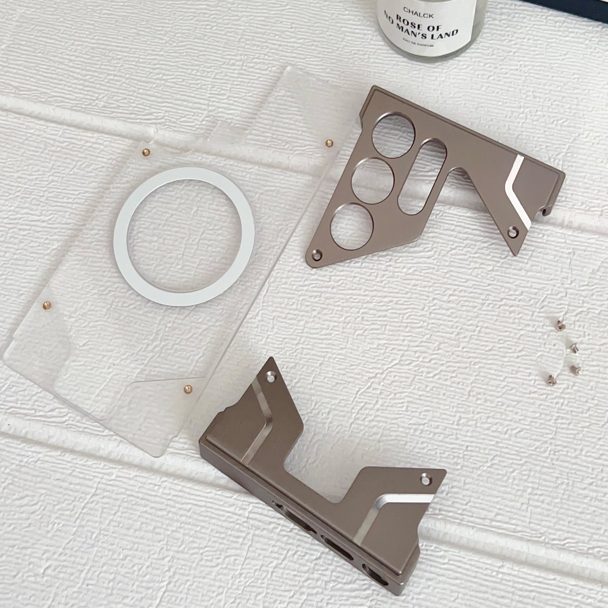 heavy-duty-protection-magsafe-aluminum-iphone-samsung-phone-cases_7