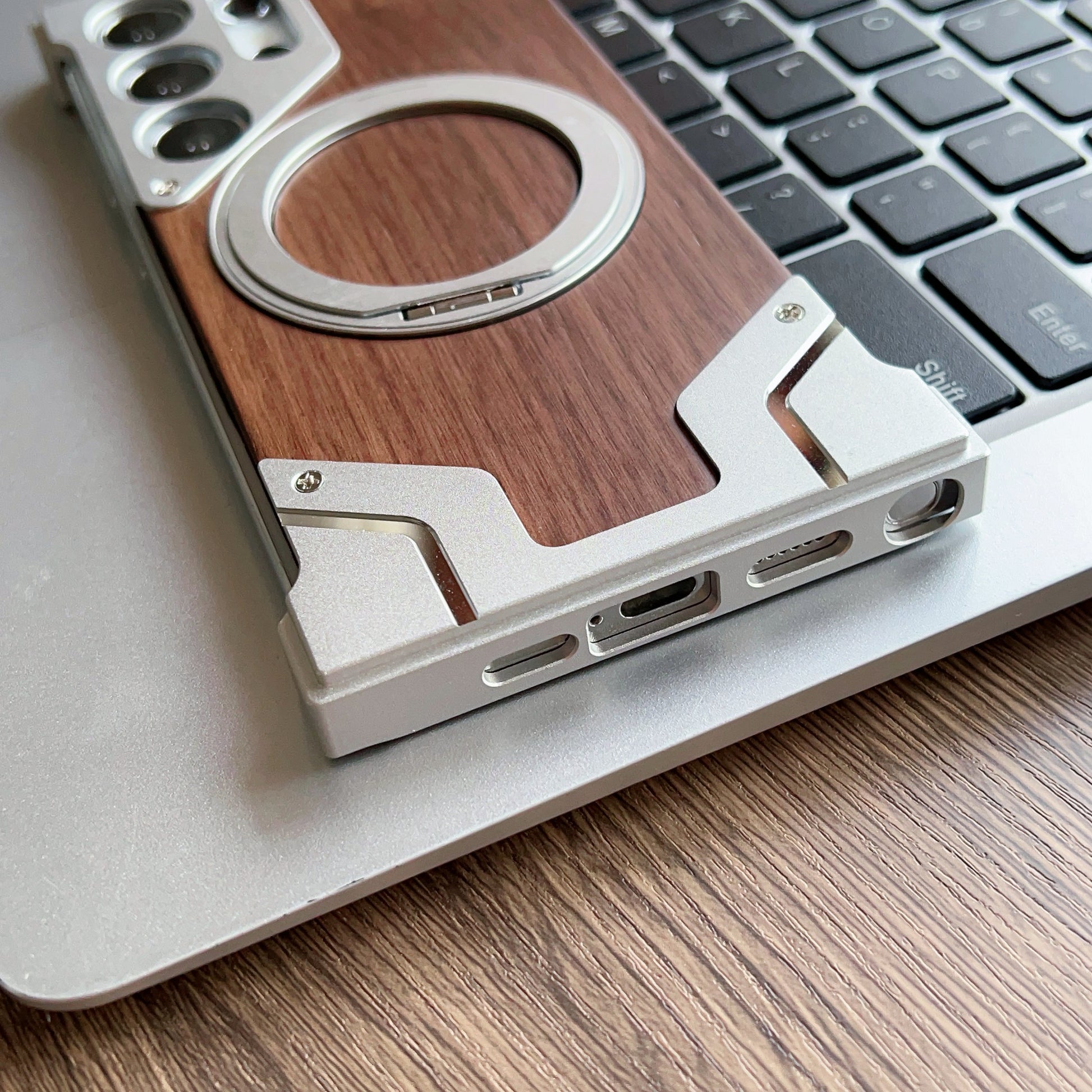 heavy-duty-protection-walnut-aluminum-iphone-samsung-phone-cases_22