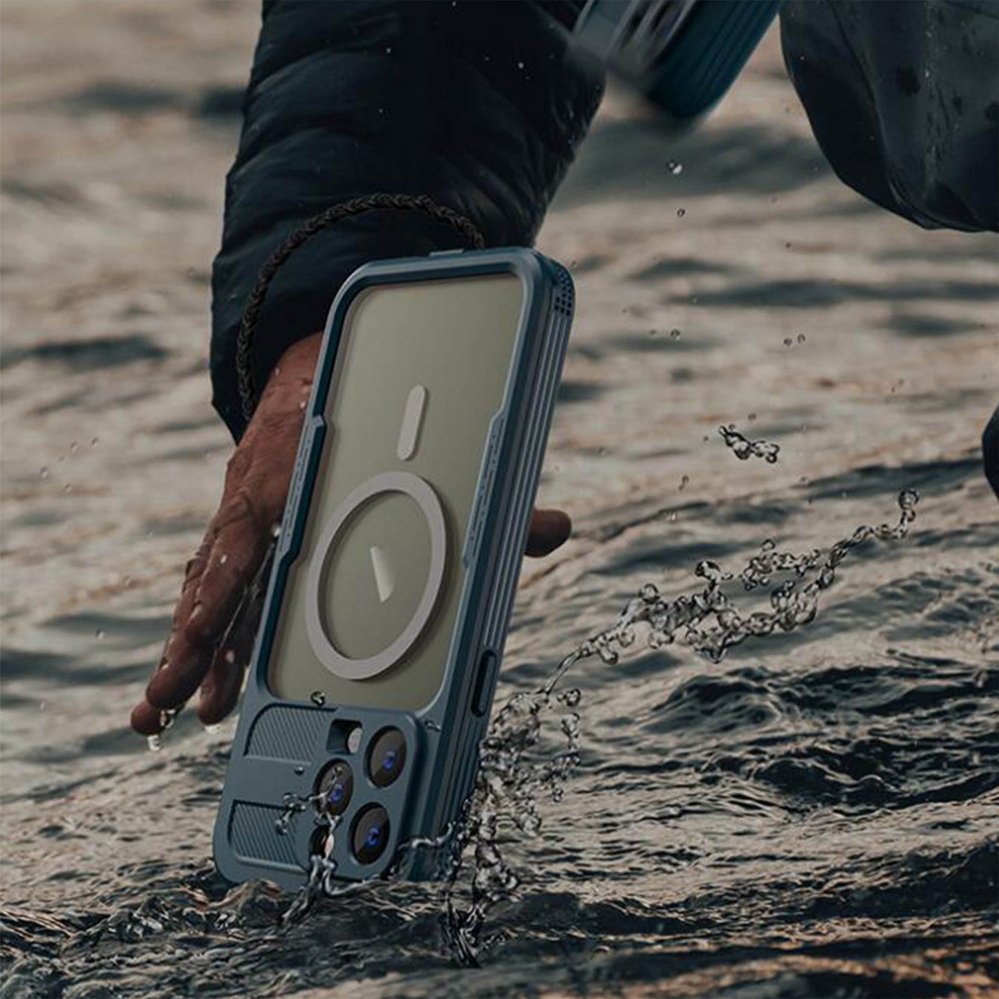 Ultramarine TechnologyIP68 Waterproof Phone Case – Full-Body Protection & Wireless Charging - iPhone 14 Pro Max