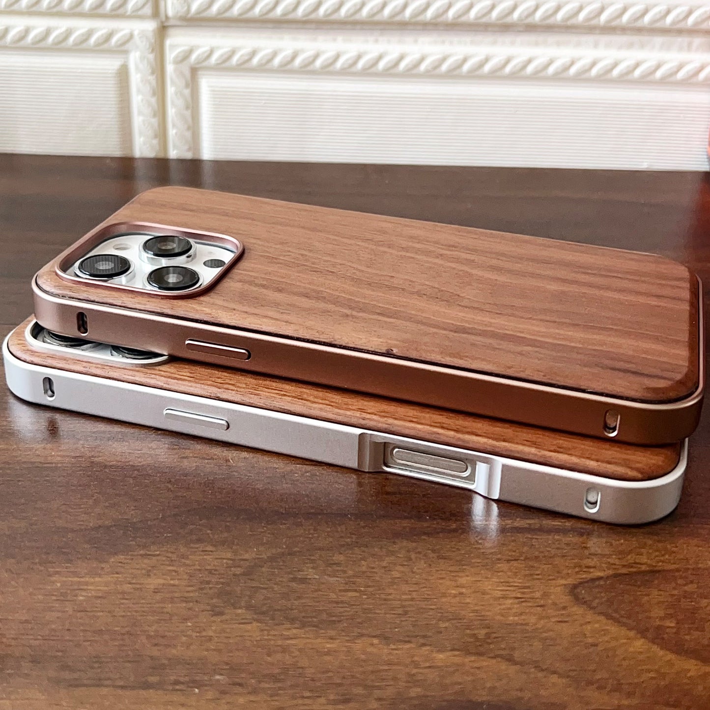 lock-walnut-aluminum-bumper-iphone-samsung-phone-cases_5