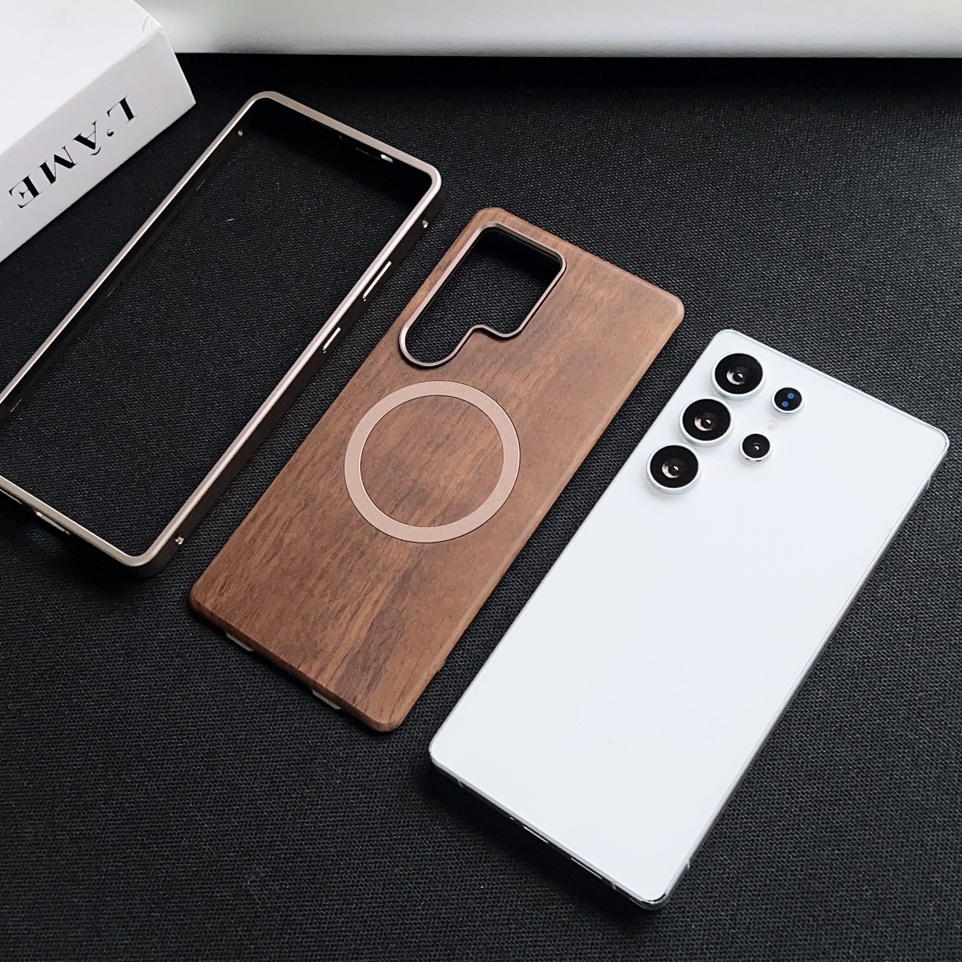 lock-walnut-aluminum-magsafe-iphone-samsung-phone-cases_11