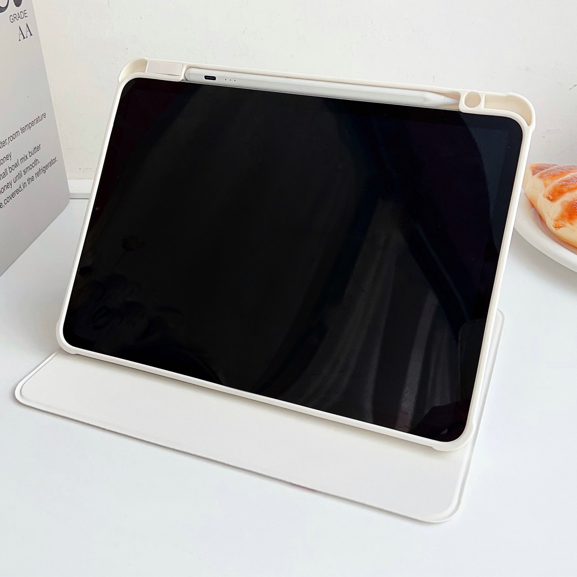 rotating-stand-vogue-painting-ipad-samsung-tablet-cases_13