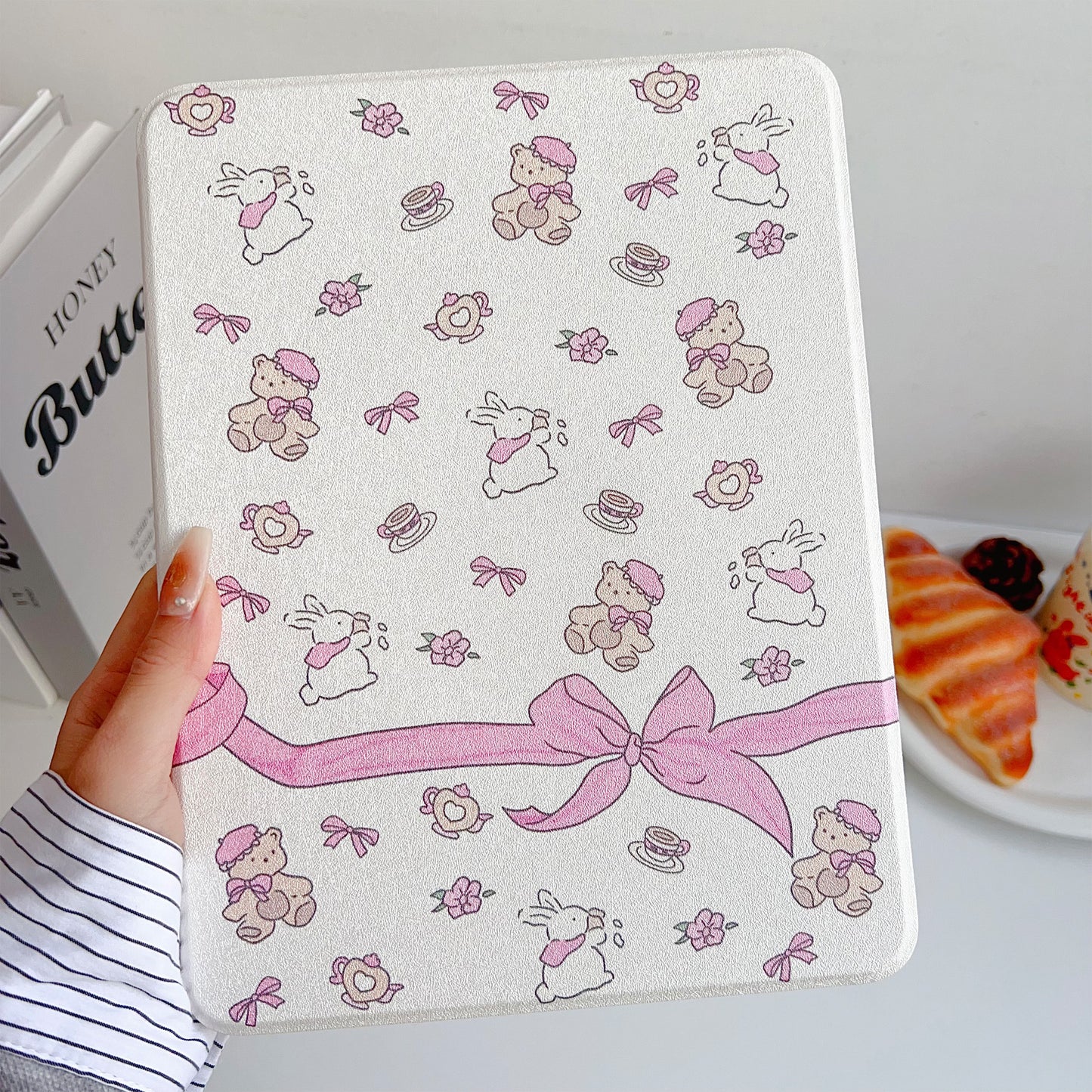 rotating-stand-vogue-painting-ipad-samsung-tablet-cases_7