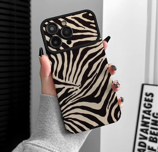 sheepskin-burchell-zebra-patchwork-painting-iphone-case-trendy_4