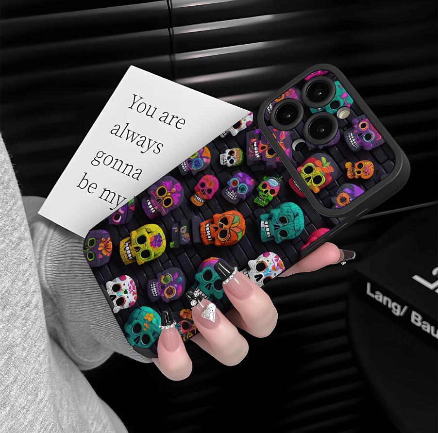 sheepskin-colorful-skull-painting-iphone-case-creative_1