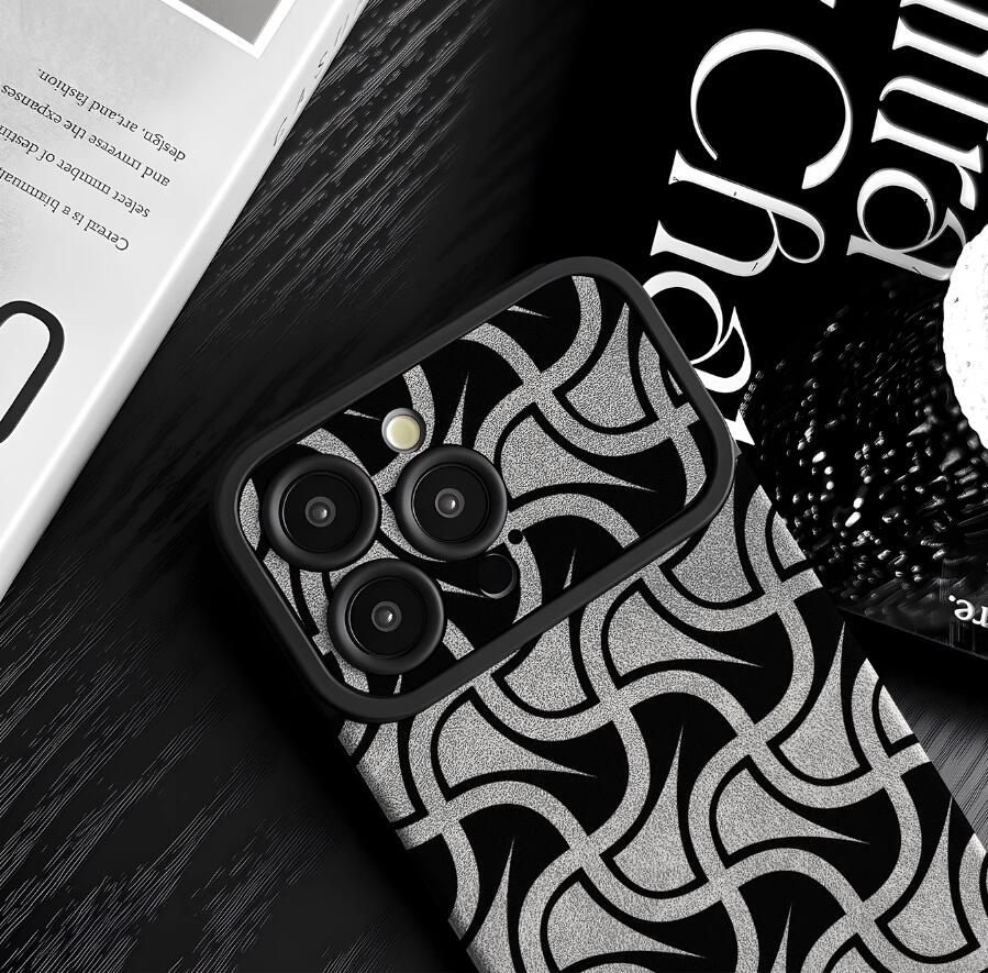 sheepskin-escape-room-painting-iphone-case-creative_7