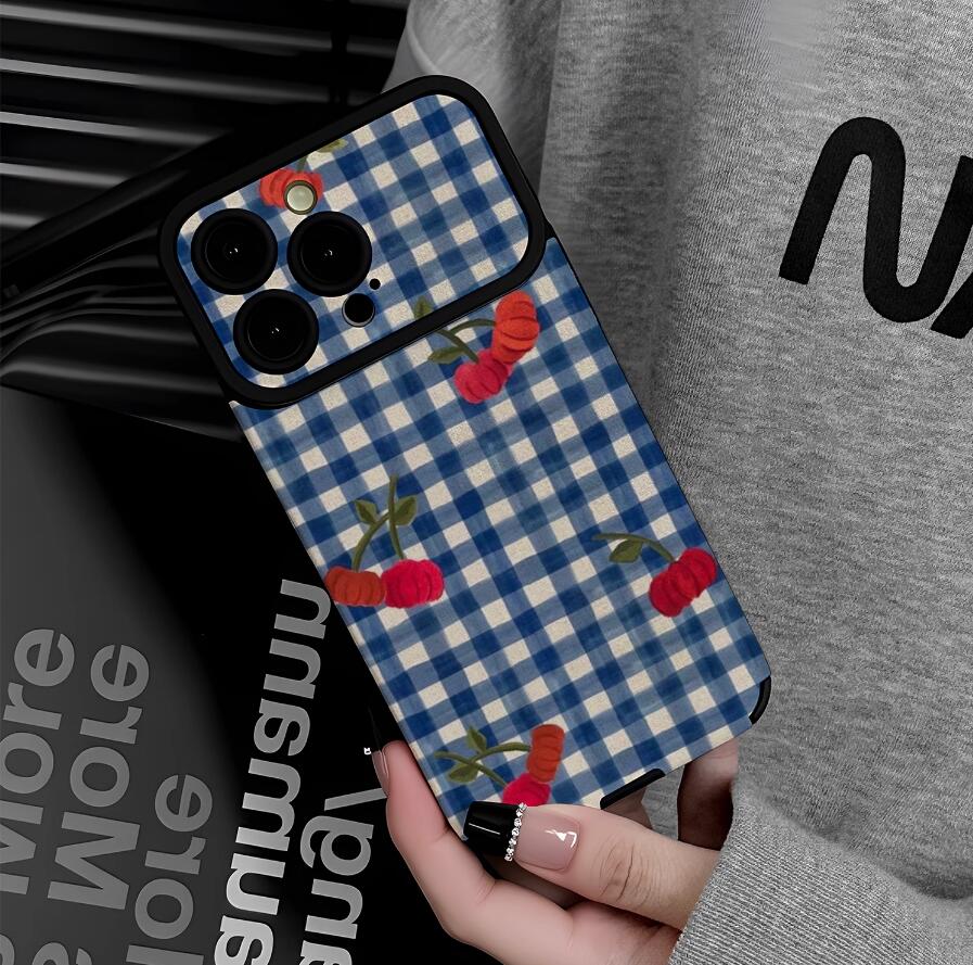 sheepskin-flowers-grid-painting-iphone-case-creative_3