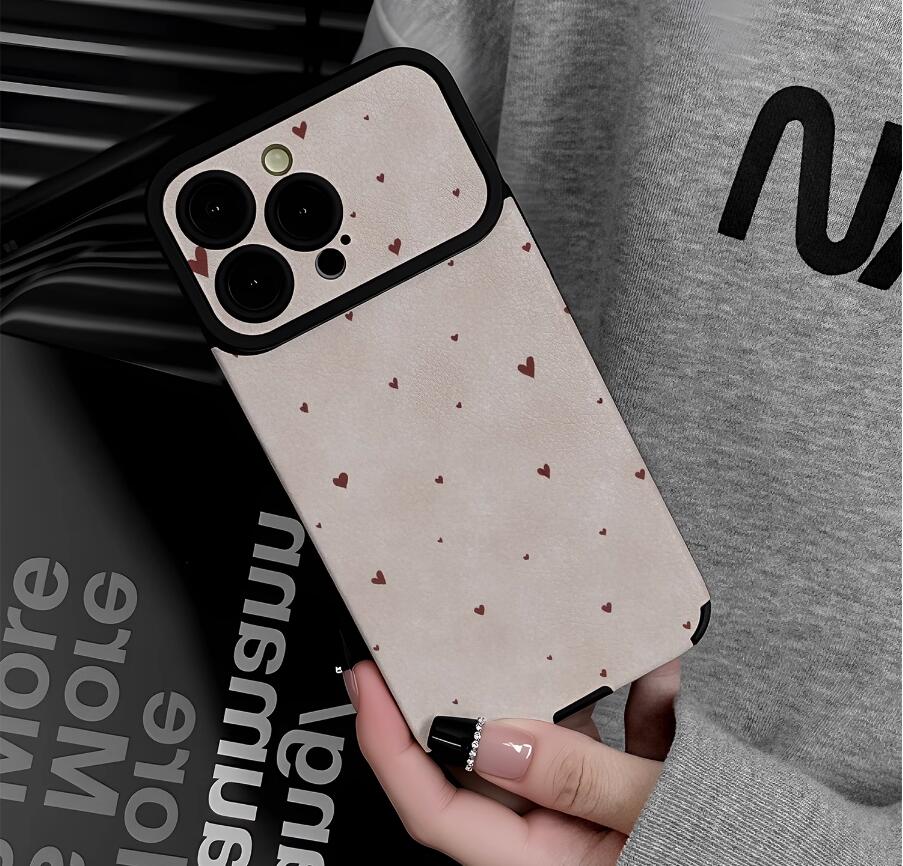 sheepskin-heart-aesthetically-painting-iphone-case-creative_3