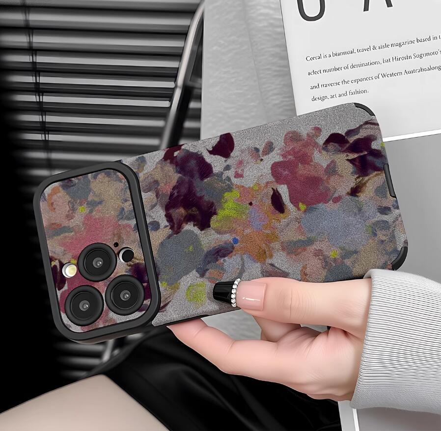 sheepskin-ink-wash-flowers-painting-iphone-case-creative_4