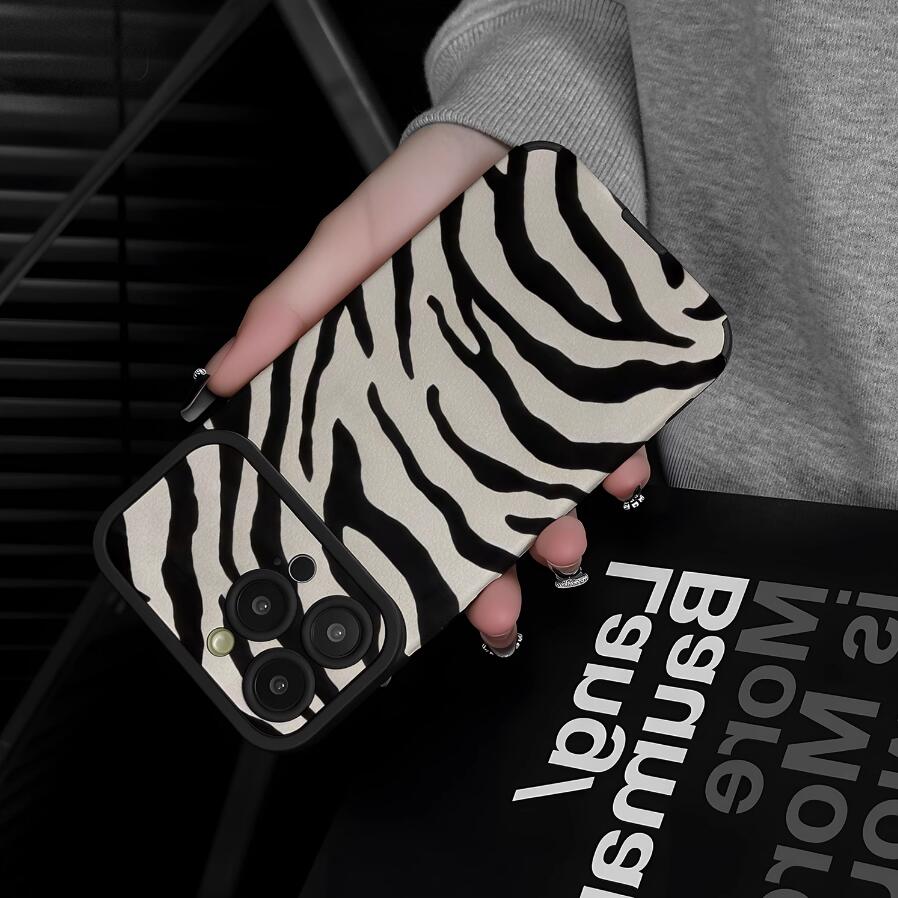 sheepskin-kap-berg-zebra-pattern-iphone-case-trendy_4