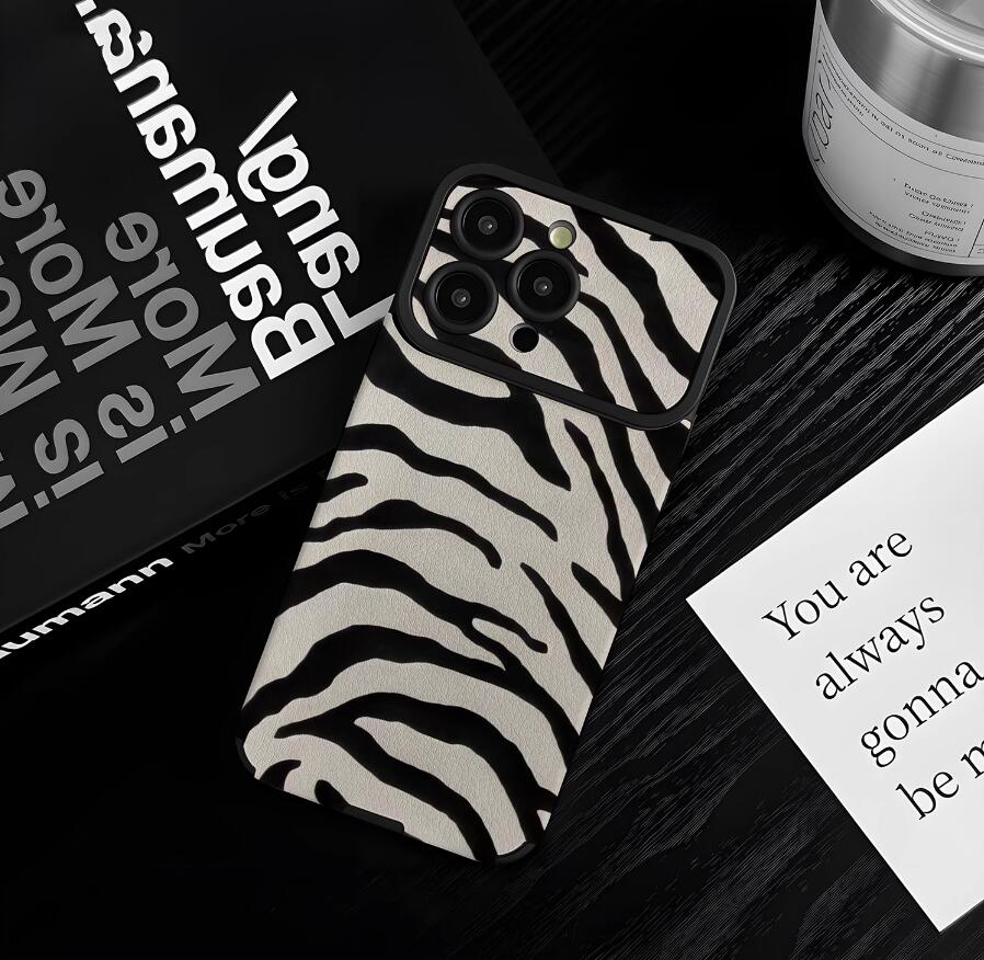 sheepskin-kap-berg-zebra-pattern-iphone-case-trendy_6