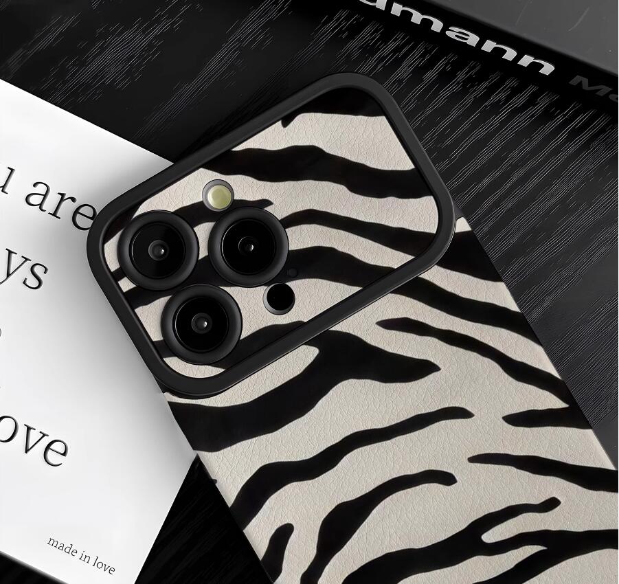 sheepskin-kap-berg-zebra-pattern-iphone-case-trendy_8