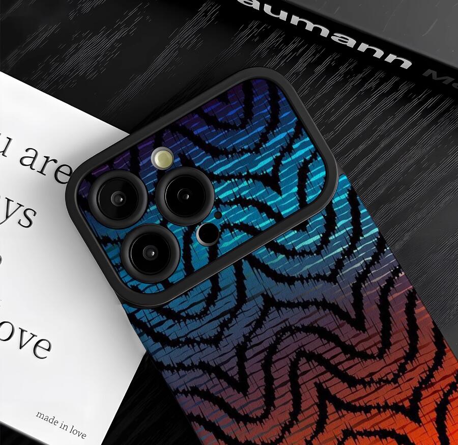 sheepskin-laser-billow-pattern-iphone-case-trendy_8