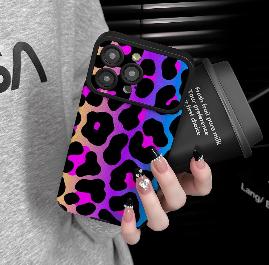sheepskin-laser-dazzling-leopard-pattern-iphone-case-trendy_2