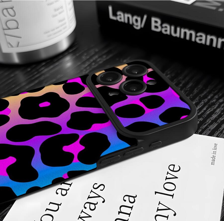 sheepskin-laser-dazzling-leopard-pattern-iphone-case-trendy_7