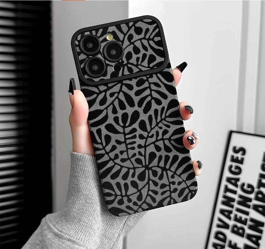 sheepskin-leaves-painting-iphone-case-creative_5