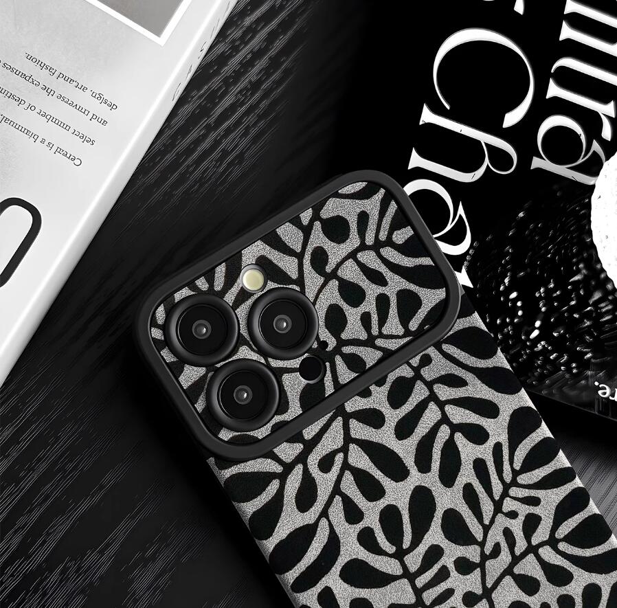 sheepskin-leaves-painting-iphone-case-creative_7