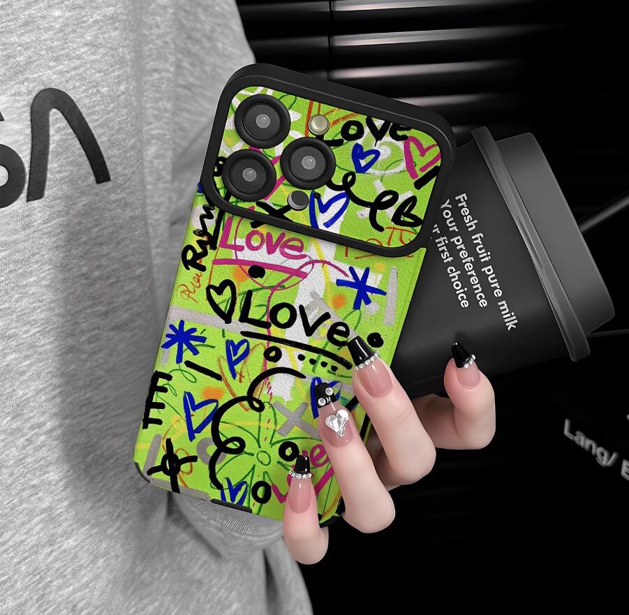 sheepskin-love-word-green-painting-iphone-case-creative_2