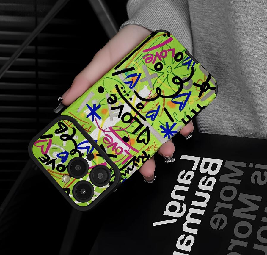 sheepskin-love-word-green-painting-iphone-case-creative_4