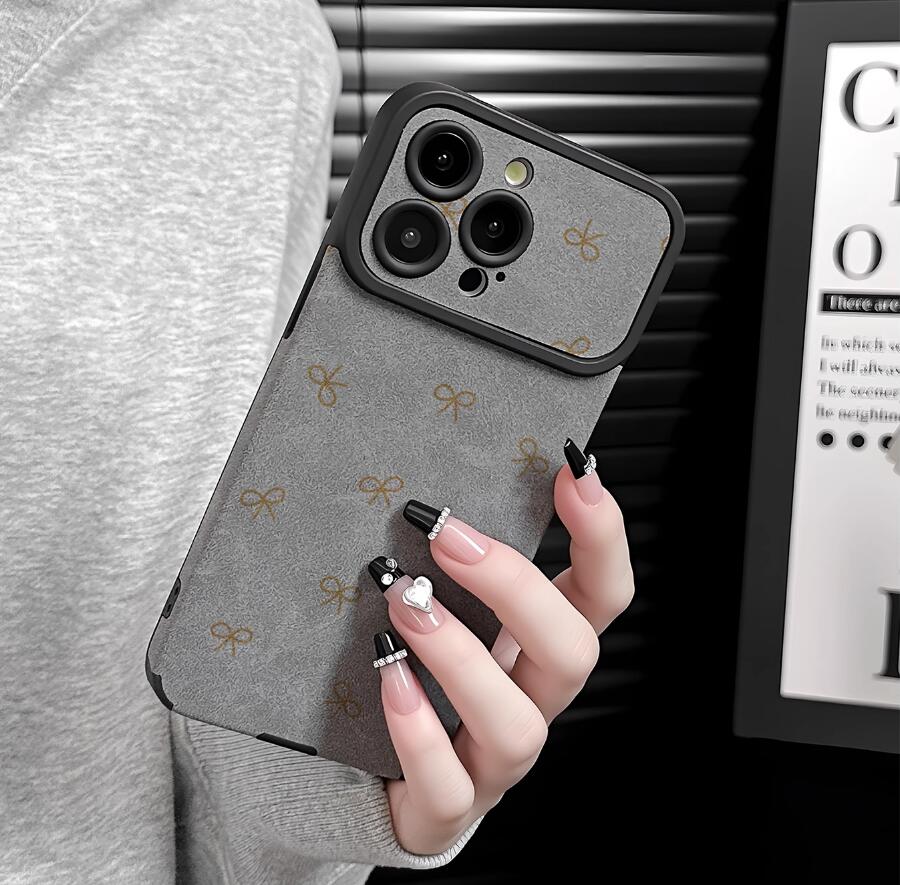 sheepskin-mini-bowknot-painting-iphone-case-creative_1