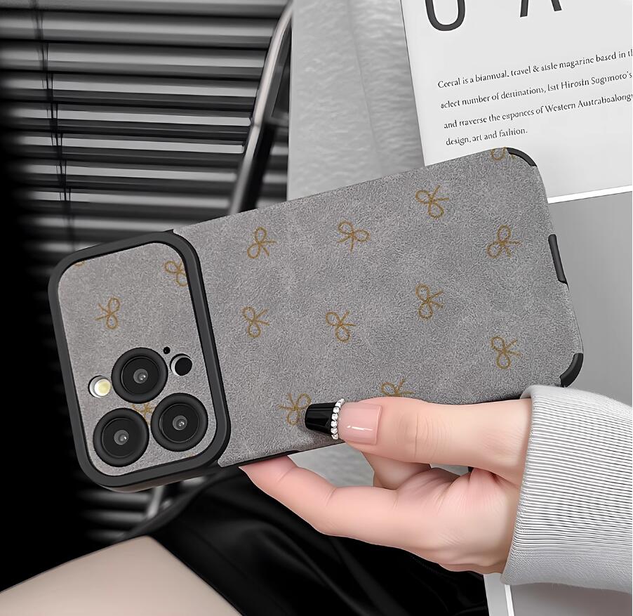 sheepskin-mini-bowknot-painting-iphone-case-creative_4