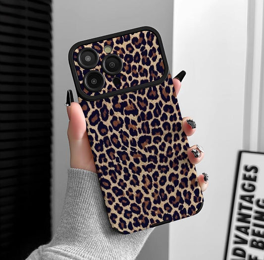 sheepskin-nobility-lepoard-patchwork-painting-iphone-case-trendy_5