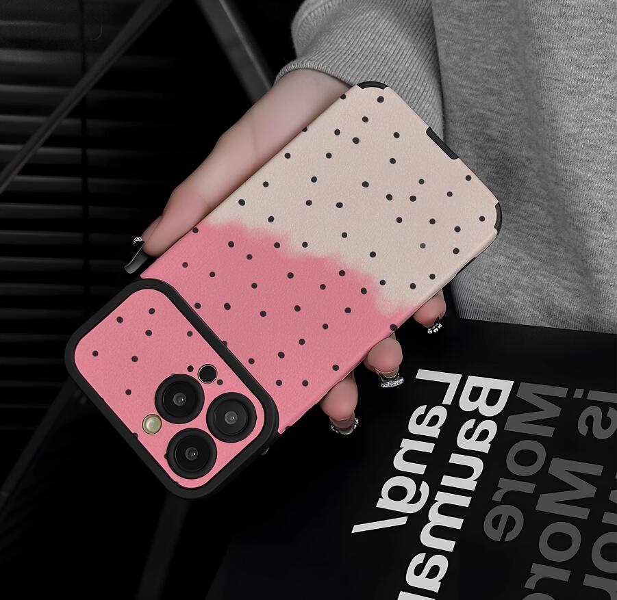 sheepskin-pink-white-polka-patchwork-painting-iphone-case-creative_4