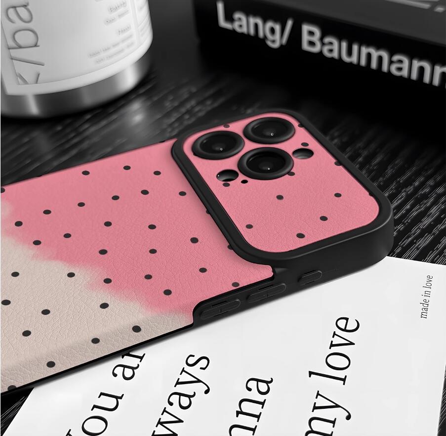 sheepskin-pink-white-polka-patchwork-painting-iphone-case-creative_7