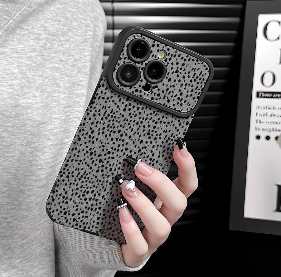 sheepskin-point-gray-painting-iphone-case-creative_1