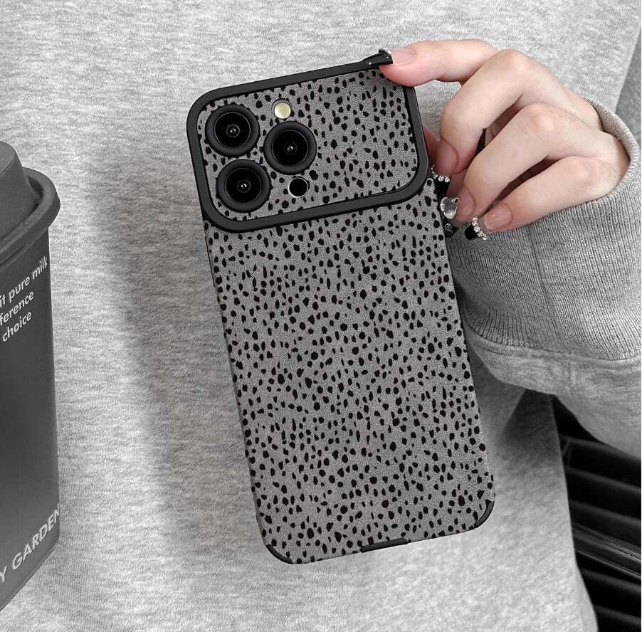 sheepskin-point-gray-painting-iphone-case-creative_3