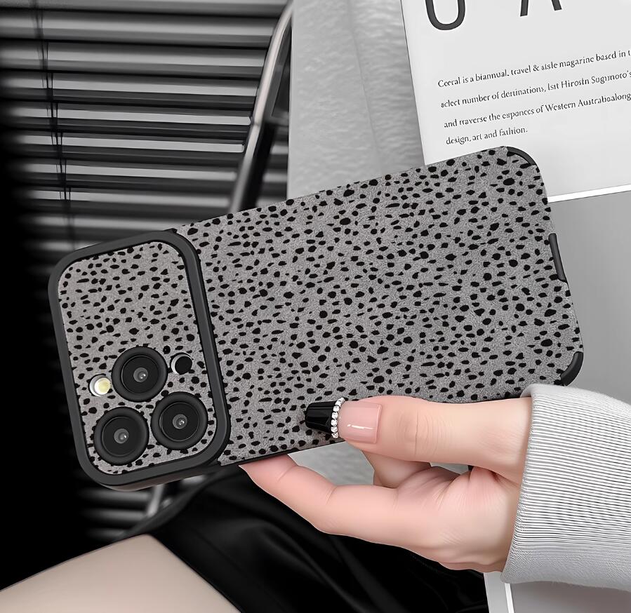 sheepskin-point-gray-painting-iphone-case-creative_4