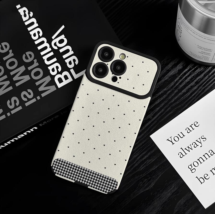 sheepskin-point-white-patchwork-grid-painting-iphone-case-creative_6