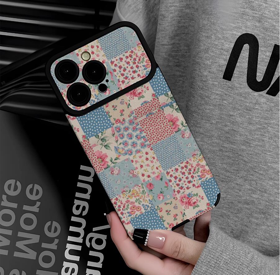 sheepskin-polka-flowers-patchwork-painting-iphone-case-creative_3