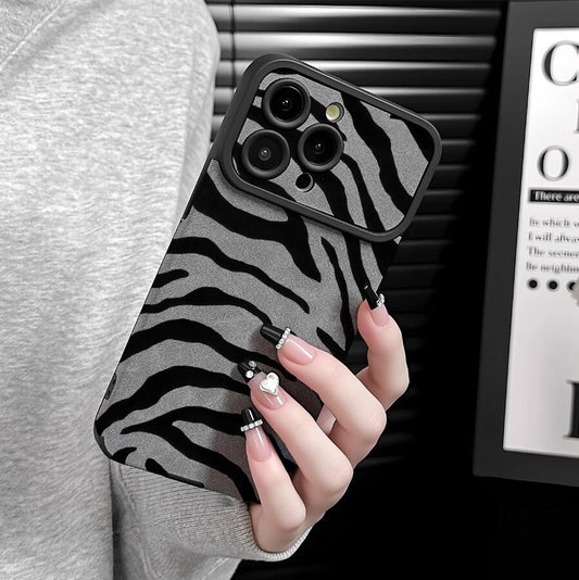 sheepskin-quagga-zebra-pattern-iphone-case-trendy_1
