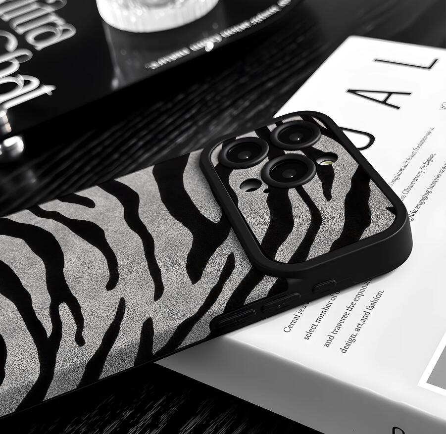 sheepskin-quagga-zebra-pattern-iphone-case-trendy_8