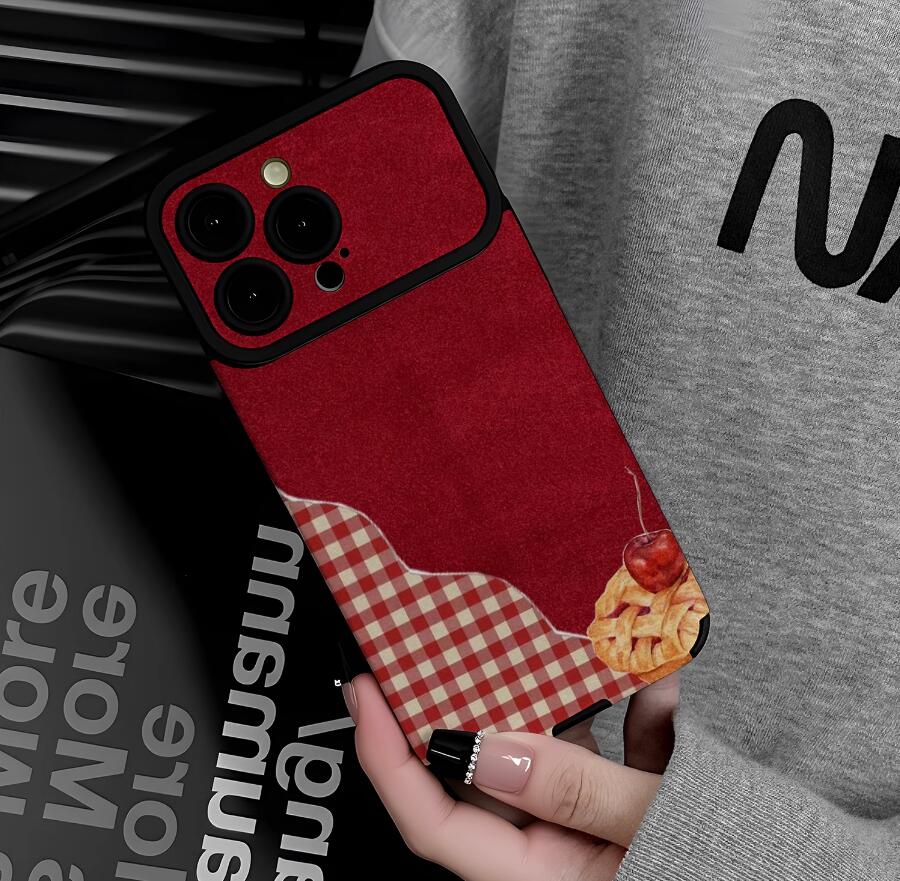 sheepskin-red-grid-patchwork-painting-iphone-case-creative_3