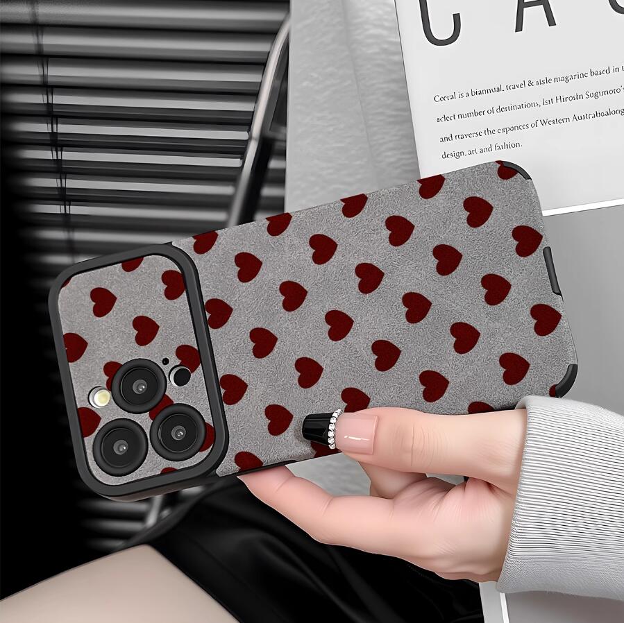 sheepskin-red-heart-painting-iphone-case-creative_4