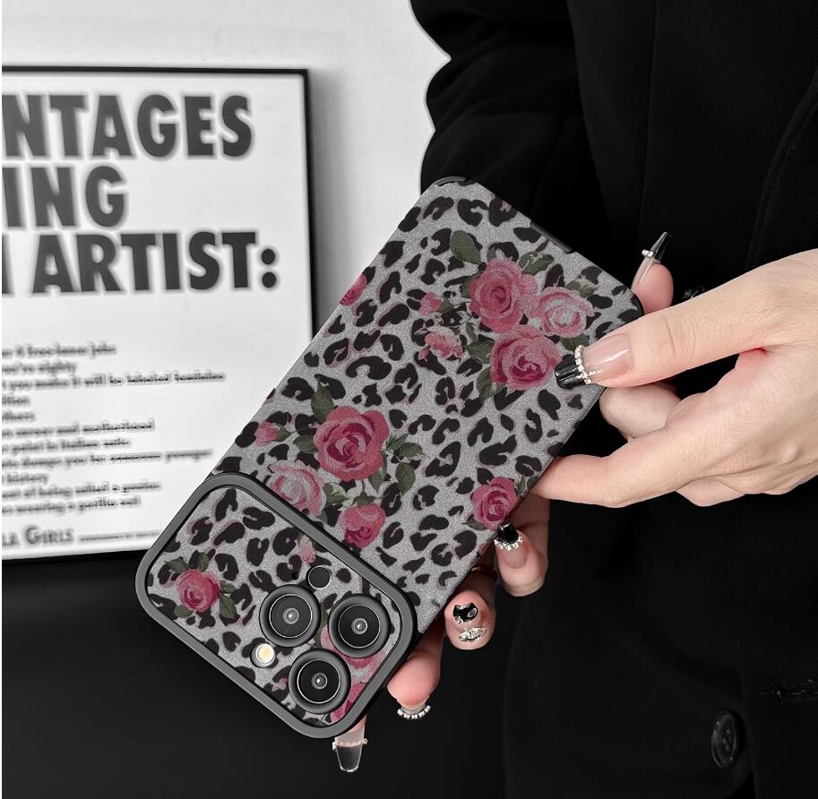 sheepskin-rose-leopard-pattern-iphone-case-trendy_5