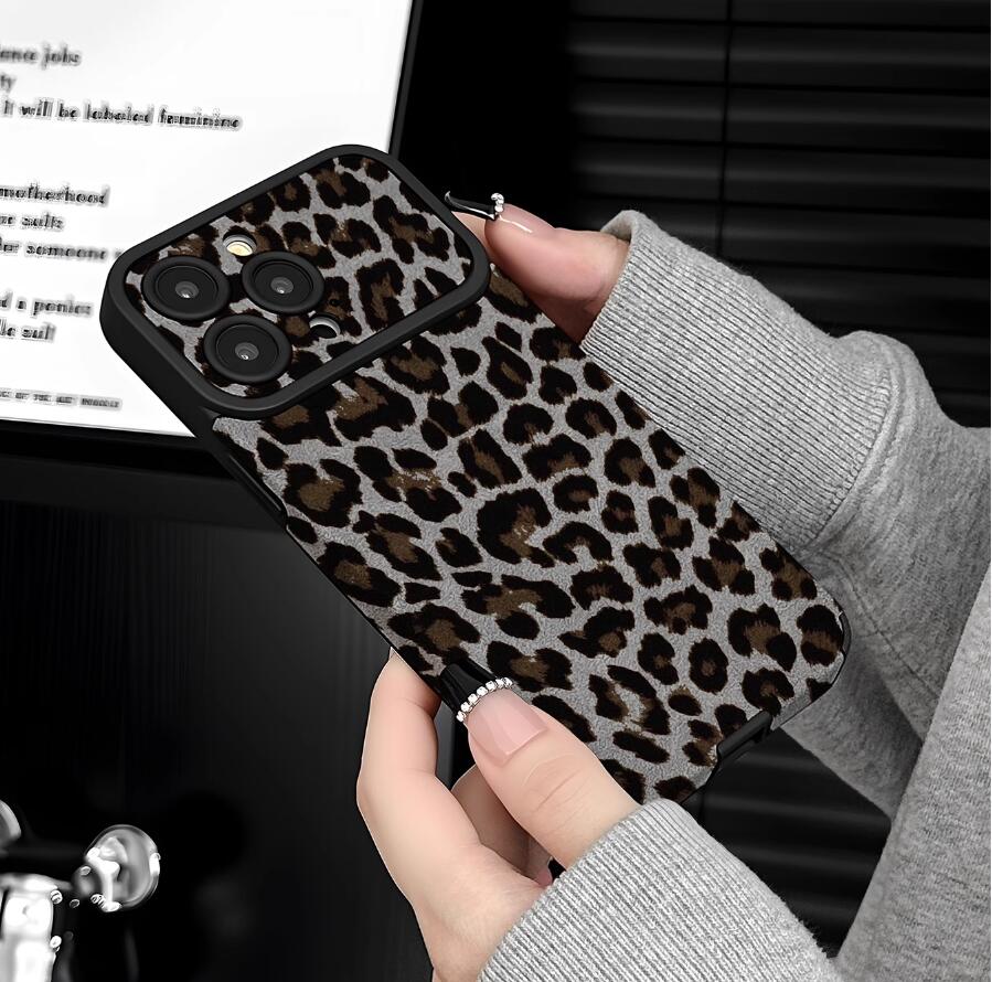 sheepskin-strength-courage-leopard-painting-iphone-case-trendy_2